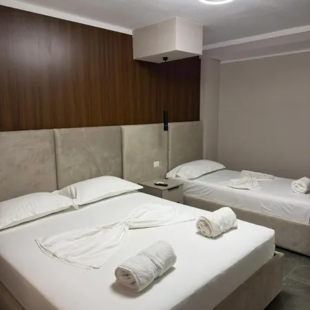 Eisel アパート *